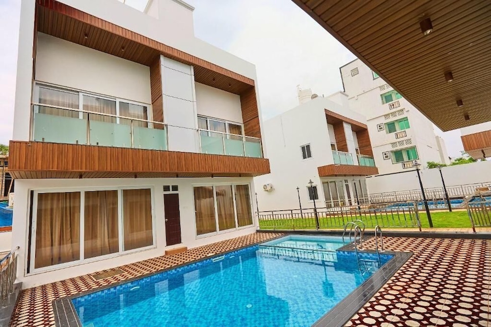 ASJ HOLIDAY VILLA