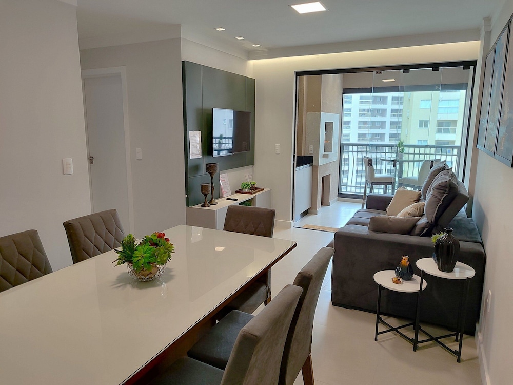 Complete Apartments 700m From the Beach - VNV