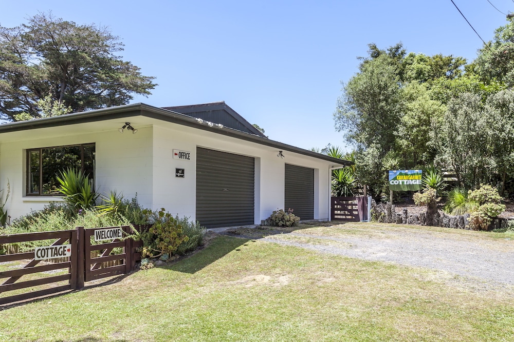 Karangahake Gold 'n Views Cottage