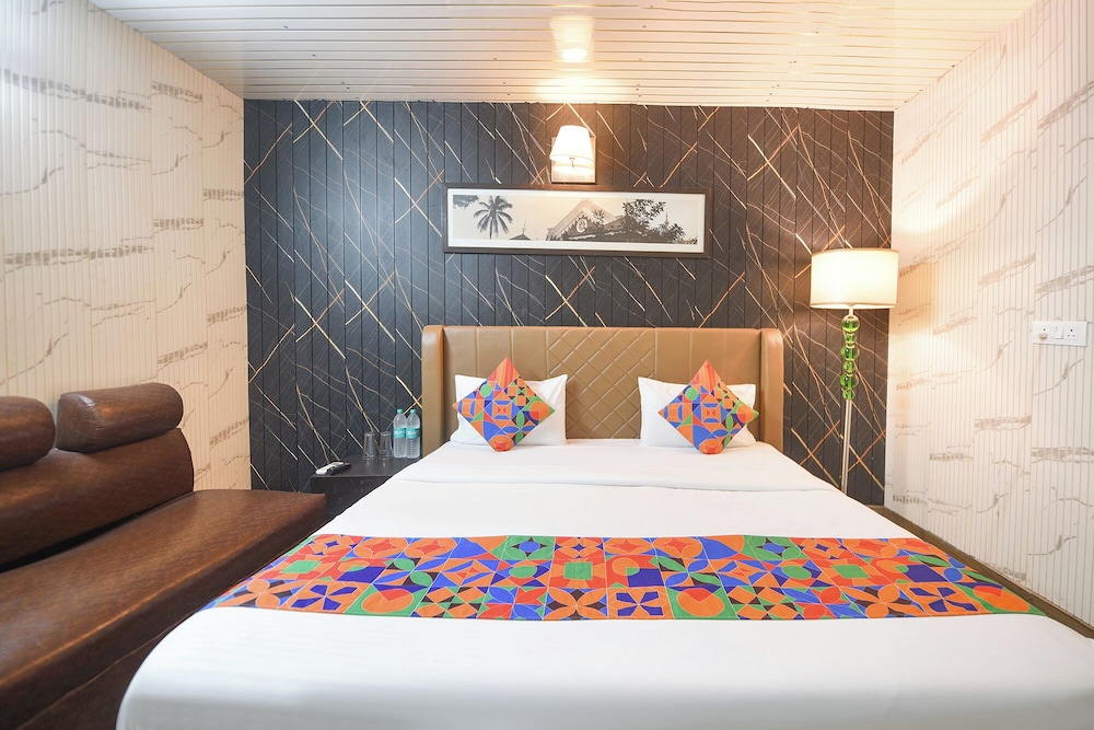 Fabhotel Heritage Residency