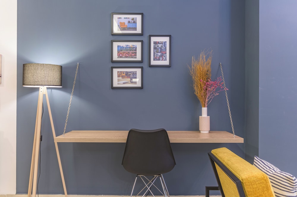 Orano -Chic 2-Bedroom Apt in Bsalim