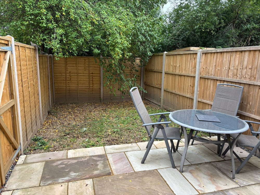 Entire Home Close to Peppa Pig World & New Forest