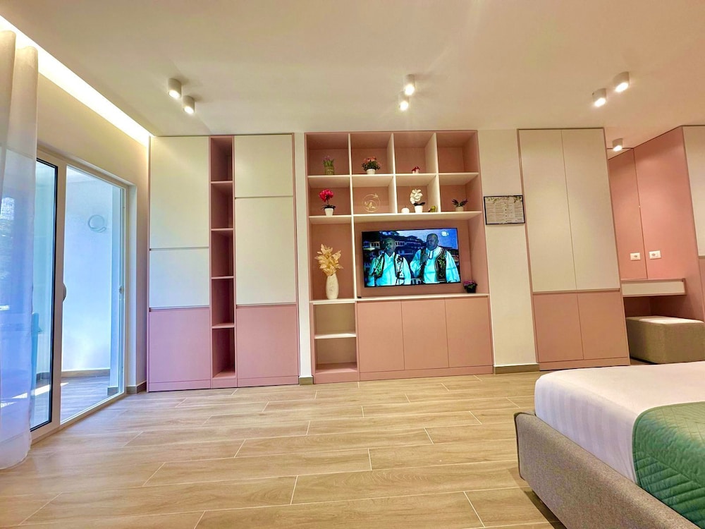 Elite Apartments
