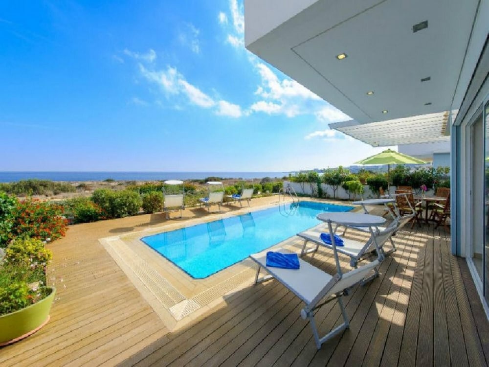Protaras Seafront Villa Alia