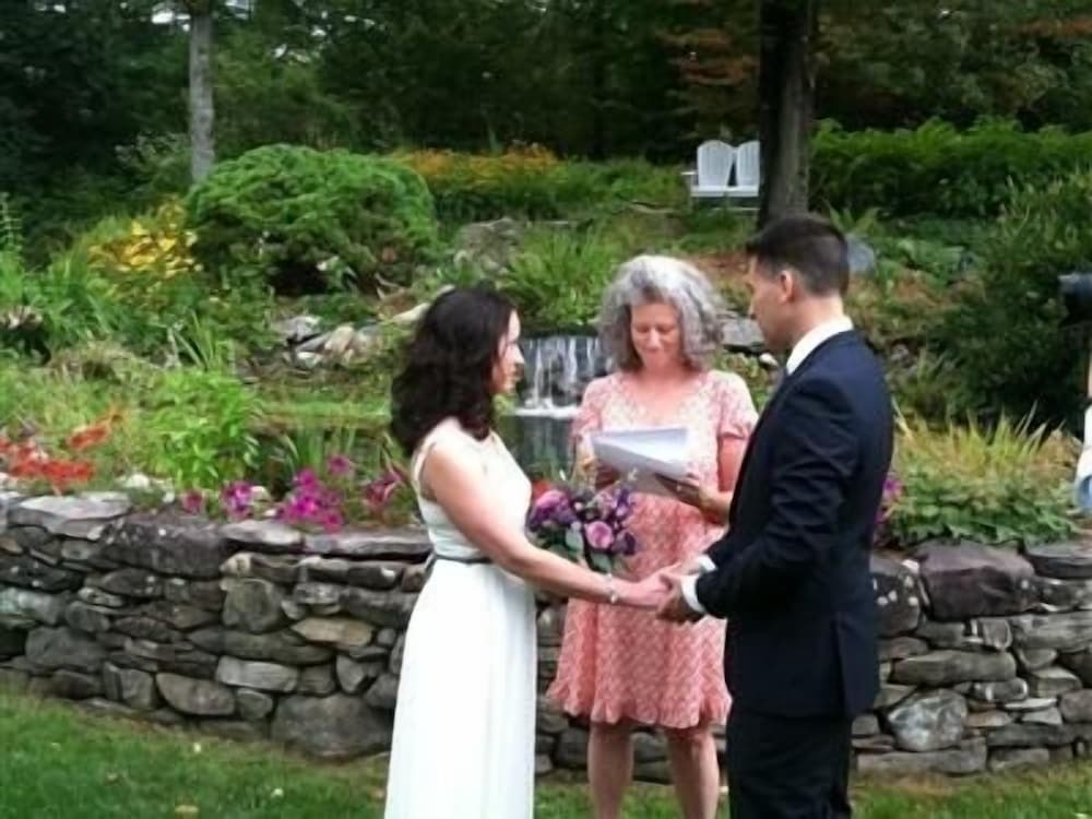 Stone Hill Inn