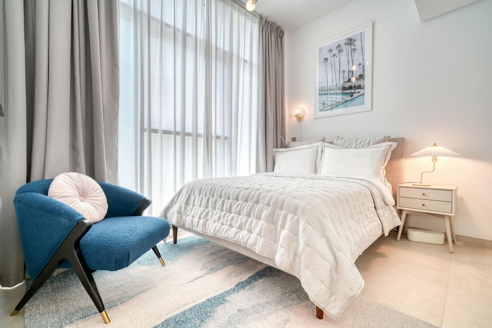 Bright Homey Studio Apartment in JLT