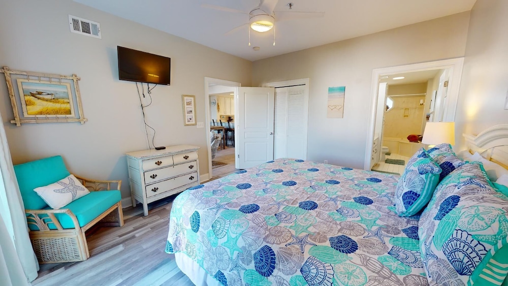 Bay View Villas 2 by Tybee Vacation Rentals