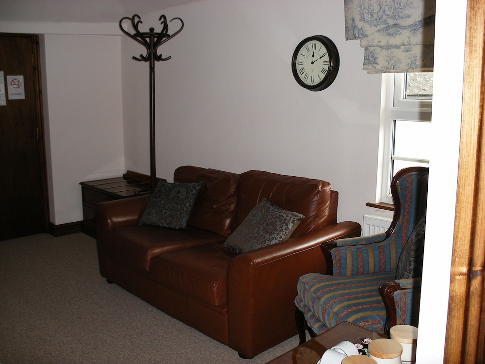 The Whitminster Inn