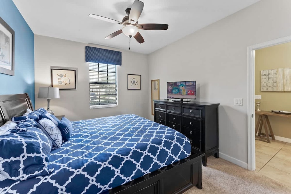 Game Room Large Pool 9BR Disney Area