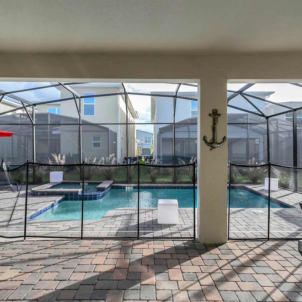 Amazing Family Home 8min to Disneyworld Pool Spa Sleeps 24 Stl101 view 2