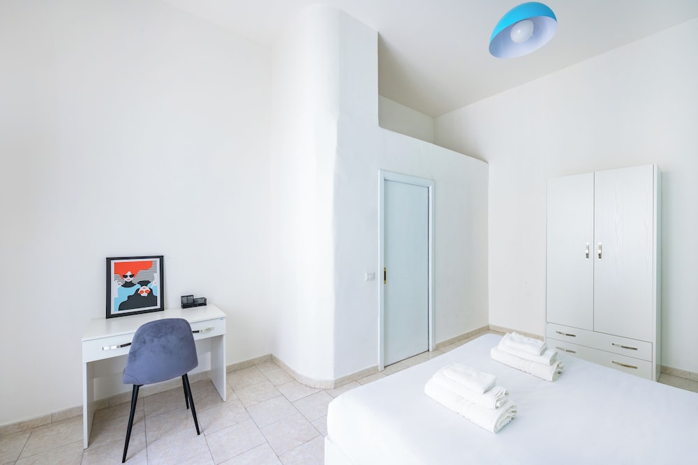 Urban Base Garibaldi by Napoliapartments