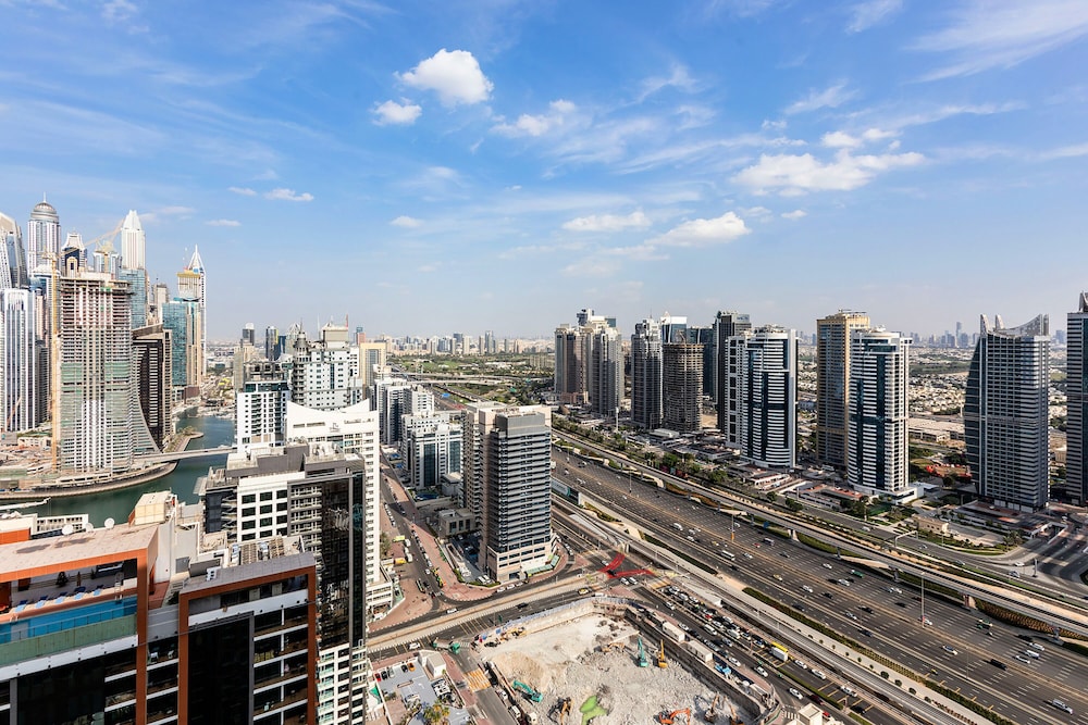 Marriott 1BR Apartment with Marina View