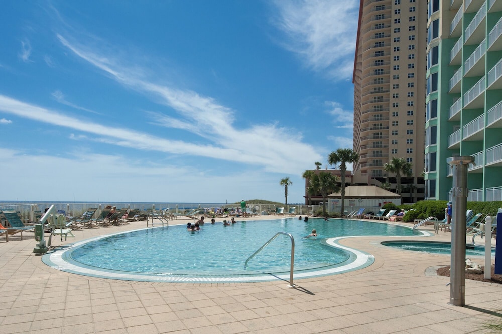 Emerald Beach Resort 2028