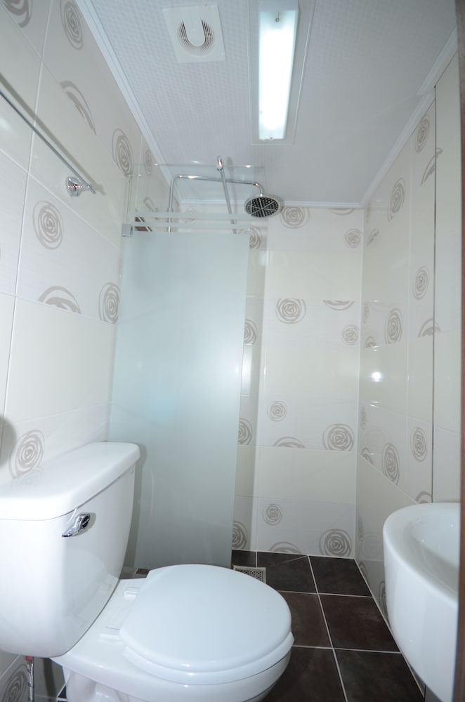 We Guest House - Hostel