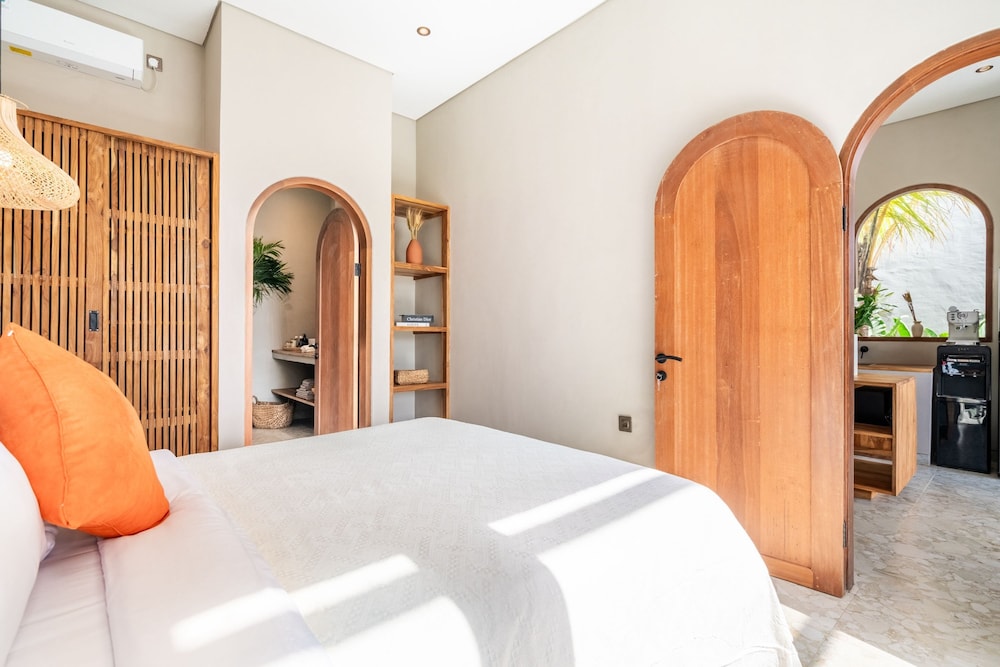 Villa Bayu by Alfred in Bali - Cozy 2BR Villa w Stunning Ricefield View