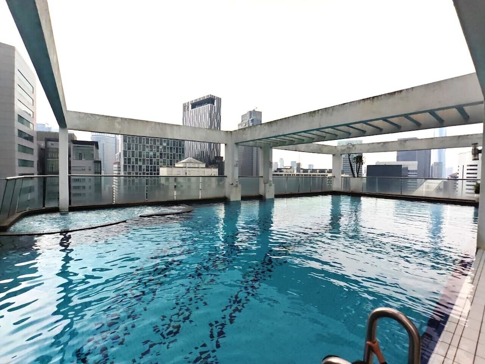Parkview Serviced Apartment