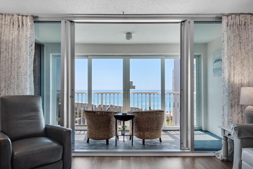 Shoreline Towers 3094