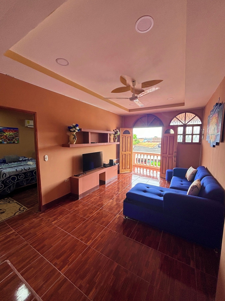GRANADOS GUEST HOUSE
