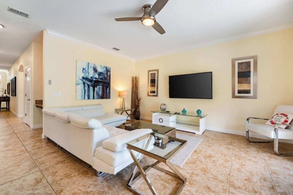 Sugar Palm Place 6 Bedroom Home
