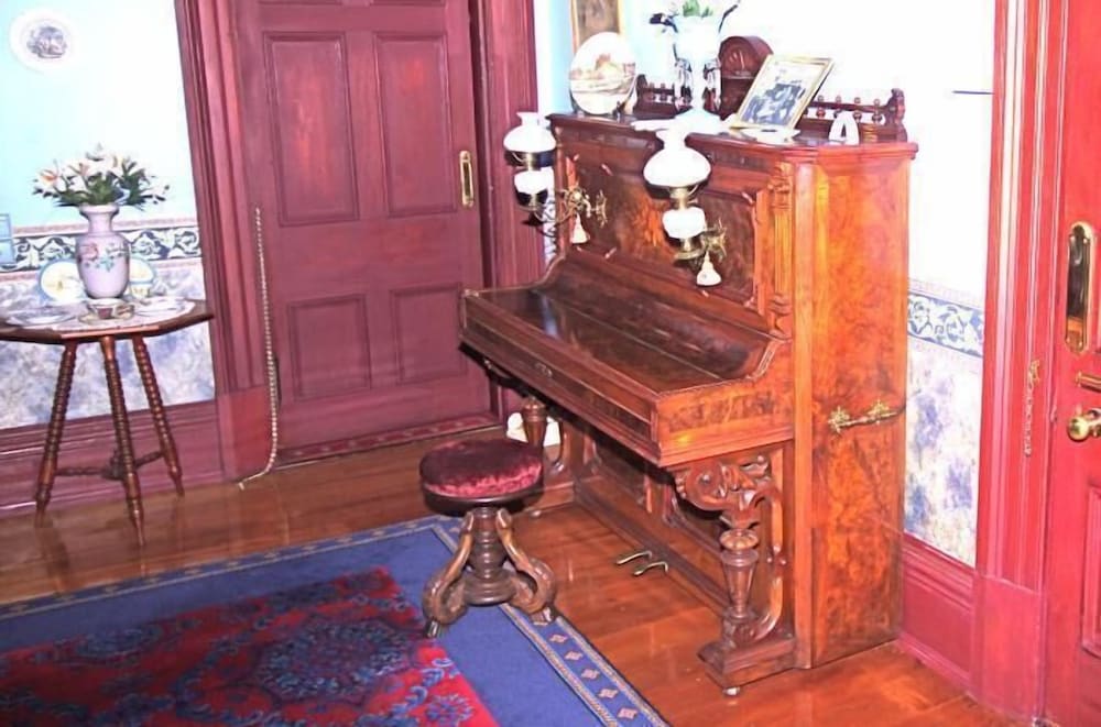 Historic Stannum House