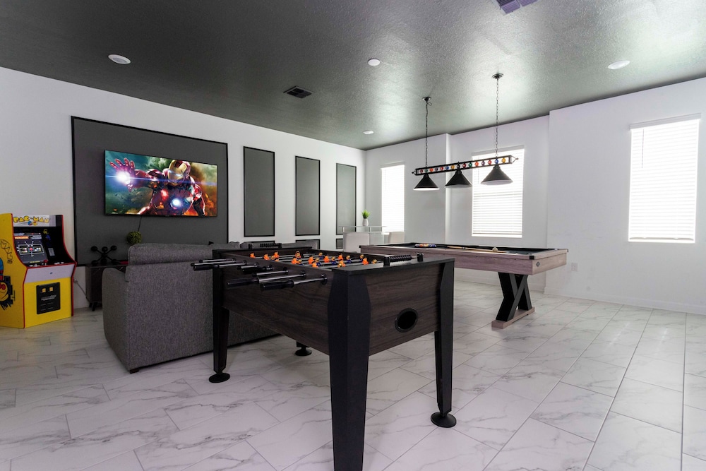 Joyful 8Bd Single Family w Pool Champions Gate 9262 view 4