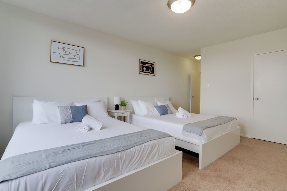 Crystal City Comfortable Apartments