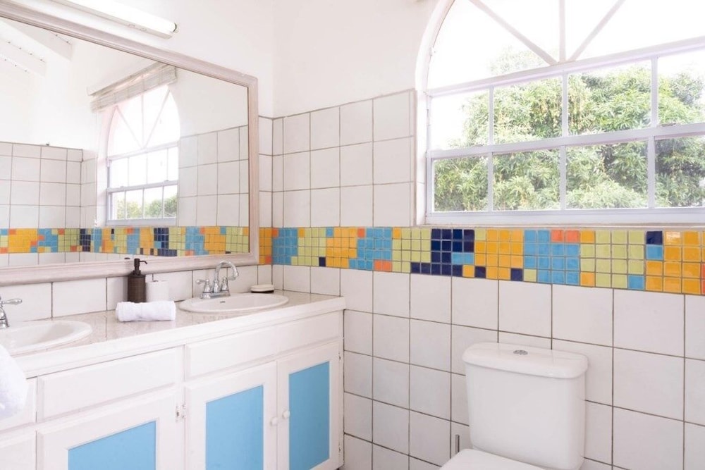 Two Bedroom Villa with Private Pool Near to Beaches - Date House 2 Villa by RedAwning view 4