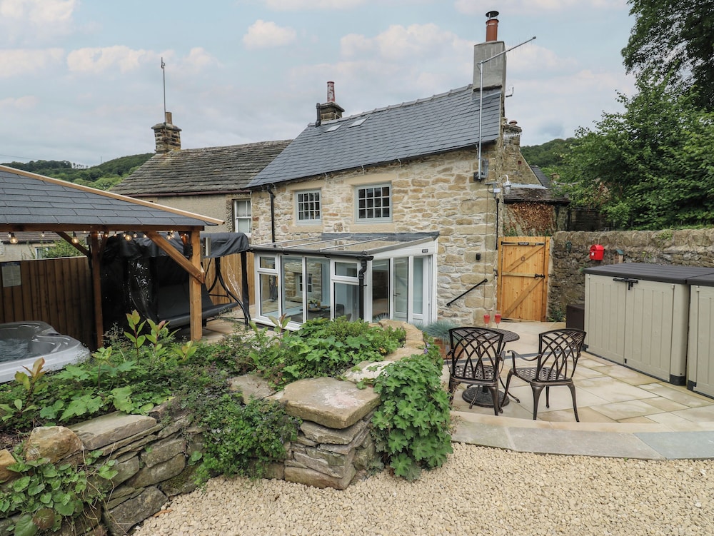 Lydgate Cottage