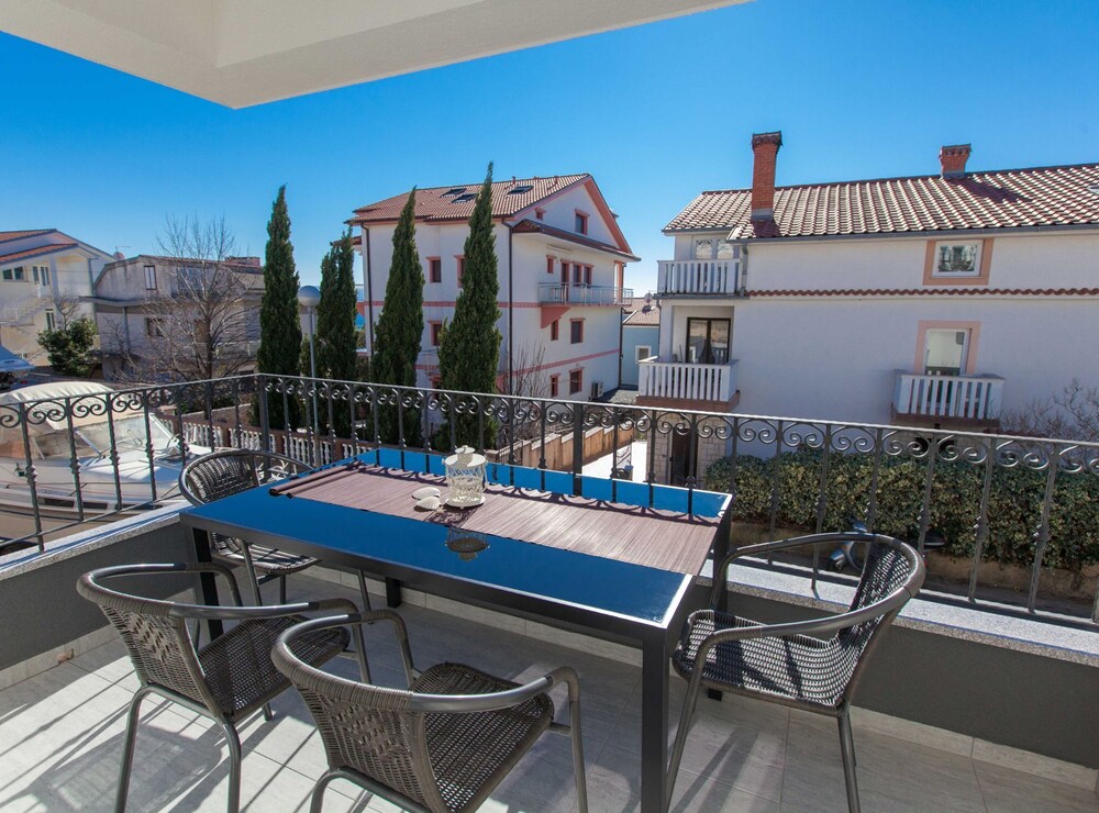Beachfront Apartments for Relaxing Getaways in Crikvenica