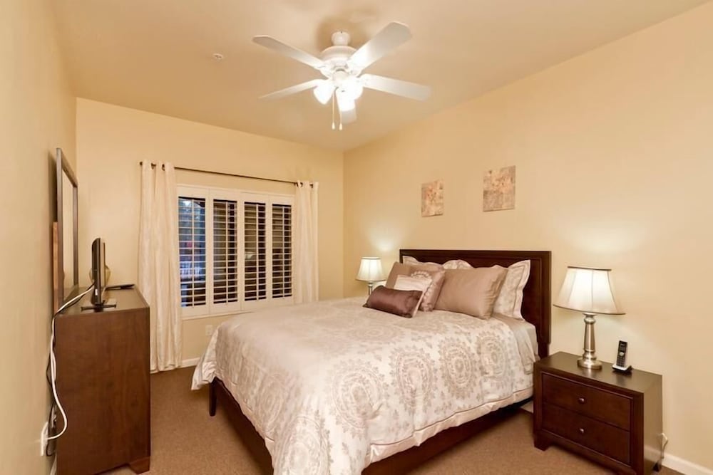 Bella Vista By Signature Vacation Rentals