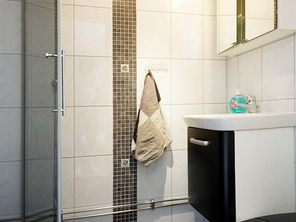2 Person Holiday Home in Stromstad-by Traum