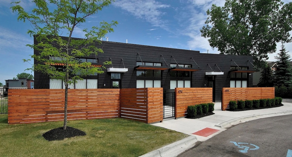 Landing Apartments Royal Oak Madison Heights