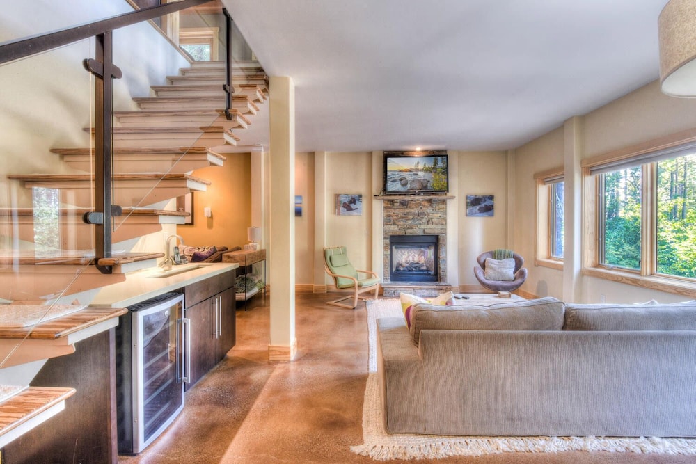 Lake Tahoe Vacations - Shining Shire - Property Image 14