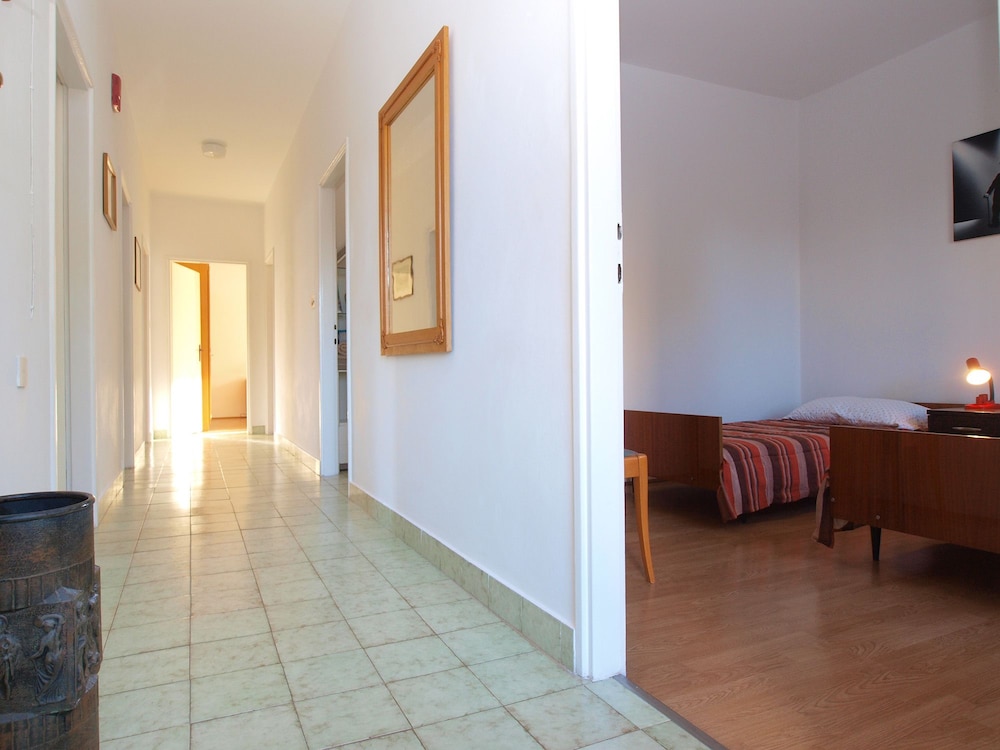 Apartment 1435 view 5