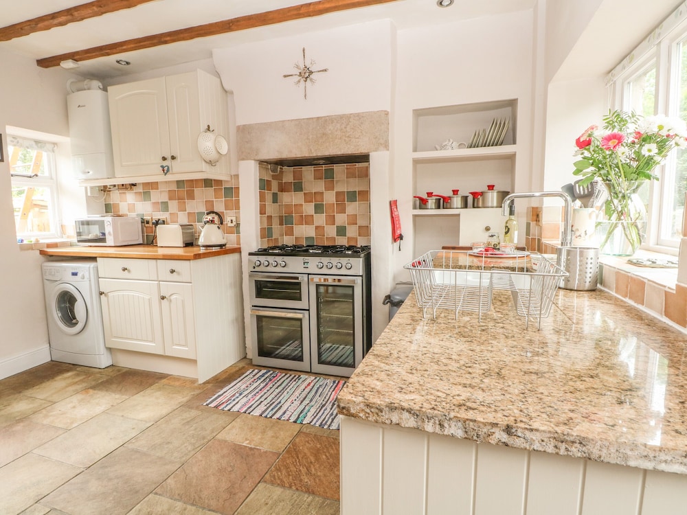 Matlock Vacations - Cutlers Cottage - Property Image 13