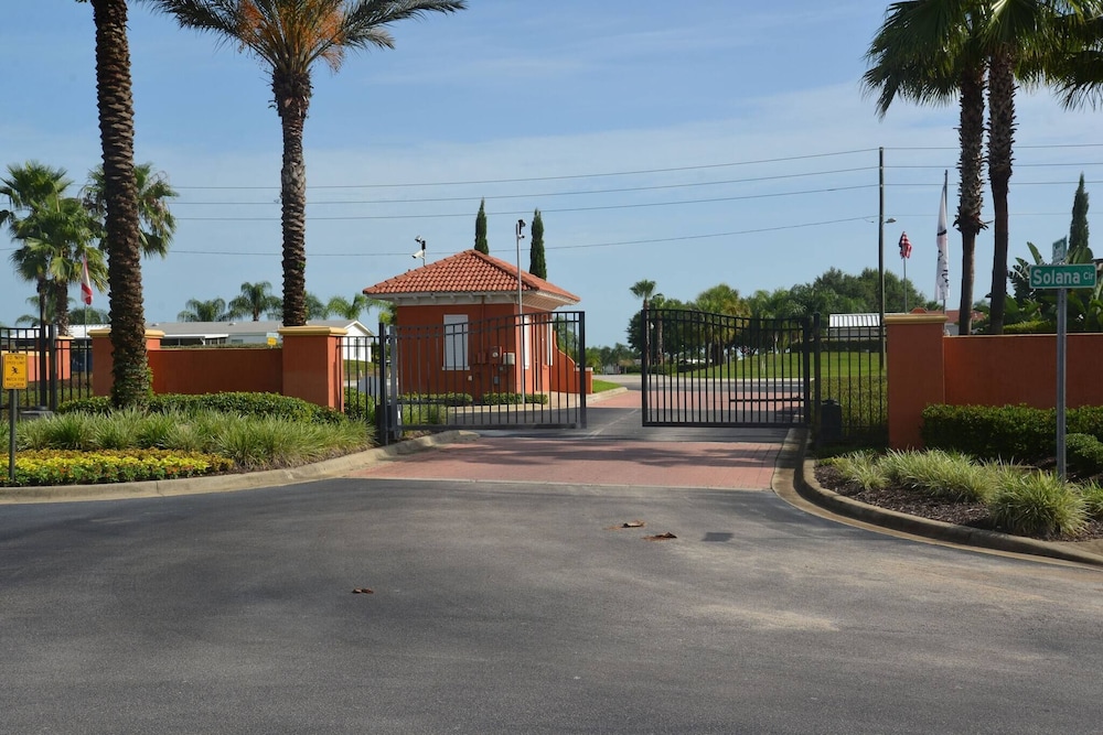 The Beauty of Solana Near Disney and Universal