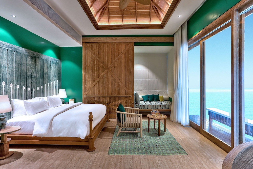 SAii Lagoon Maldives, Curio Collection By Hilton 125