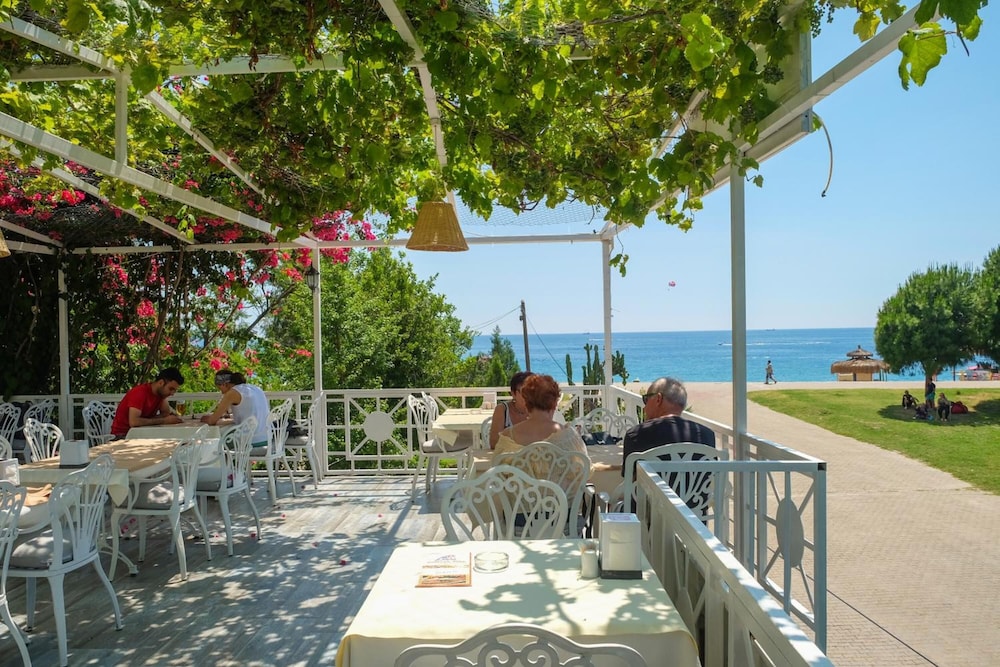 Seyir Beach Otel - Image 10