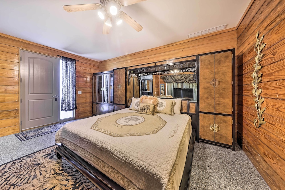 'the Vista' Retreat 30 Mi to Kansas City! - Property Image 69