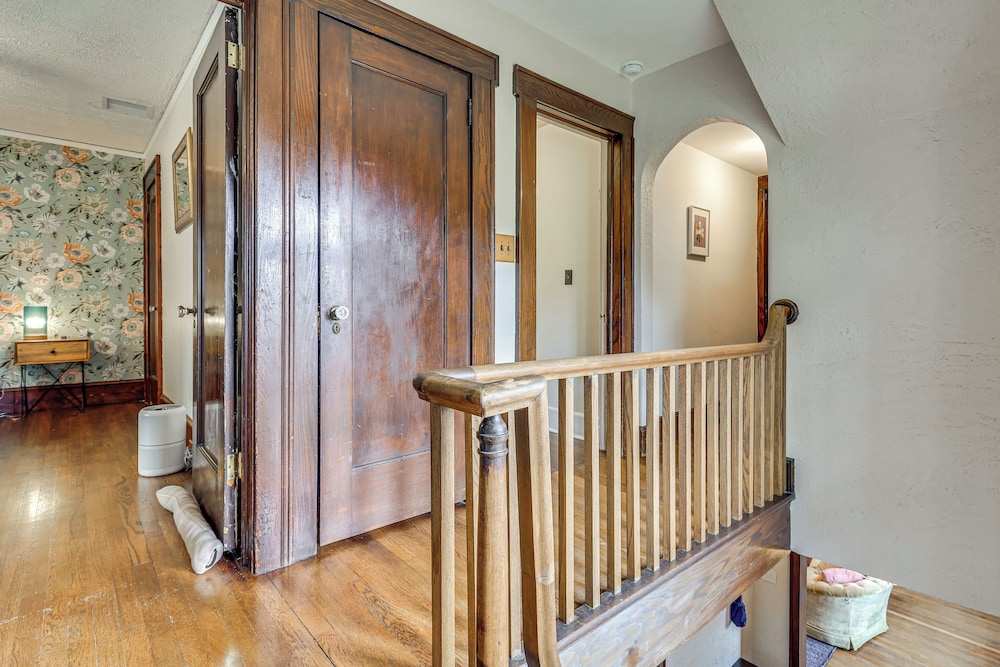 Easy Train Access to Nyc! Elegant Family Retreat