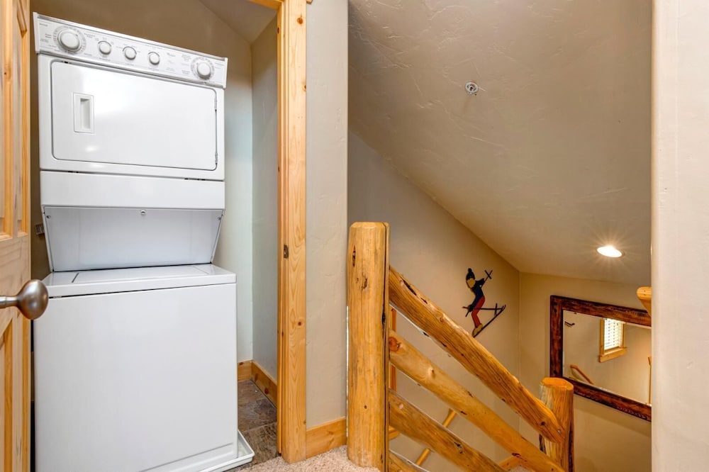 Timber Wolf Lodge Collection by KBM - 2 Units (5b/12c)