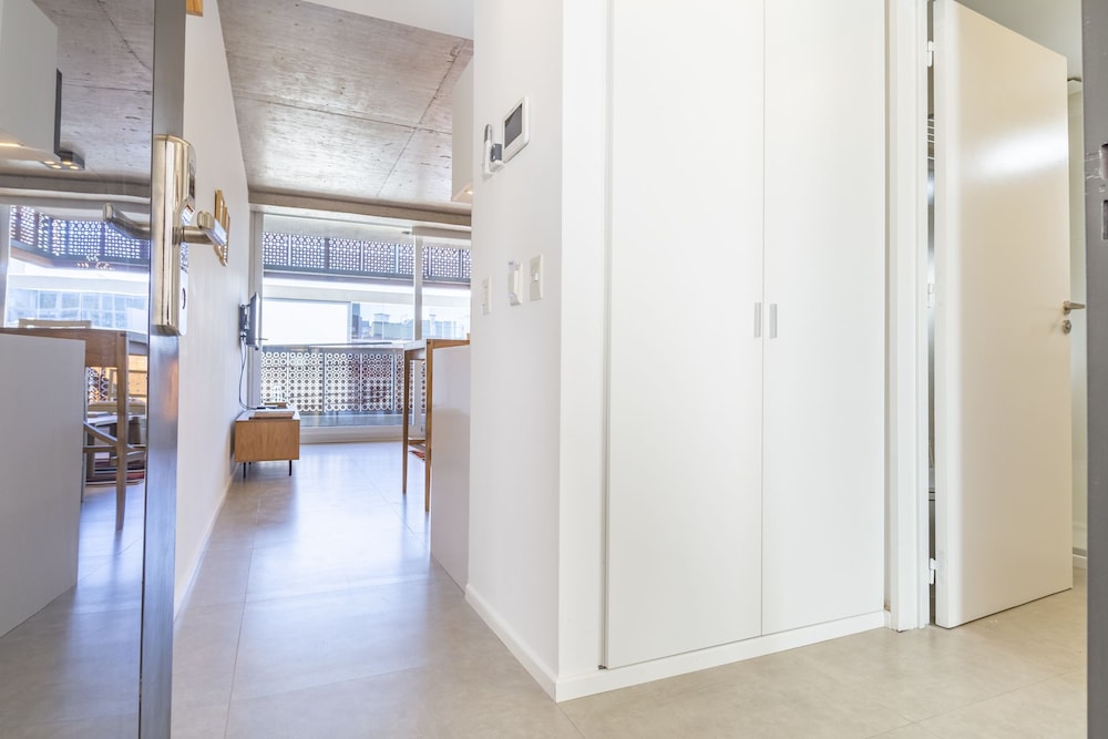 Floralis Suites by Be Local