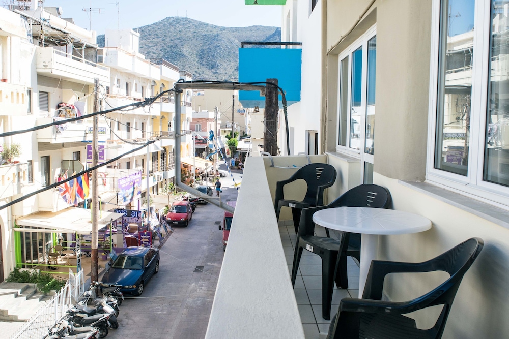Greta Apartments