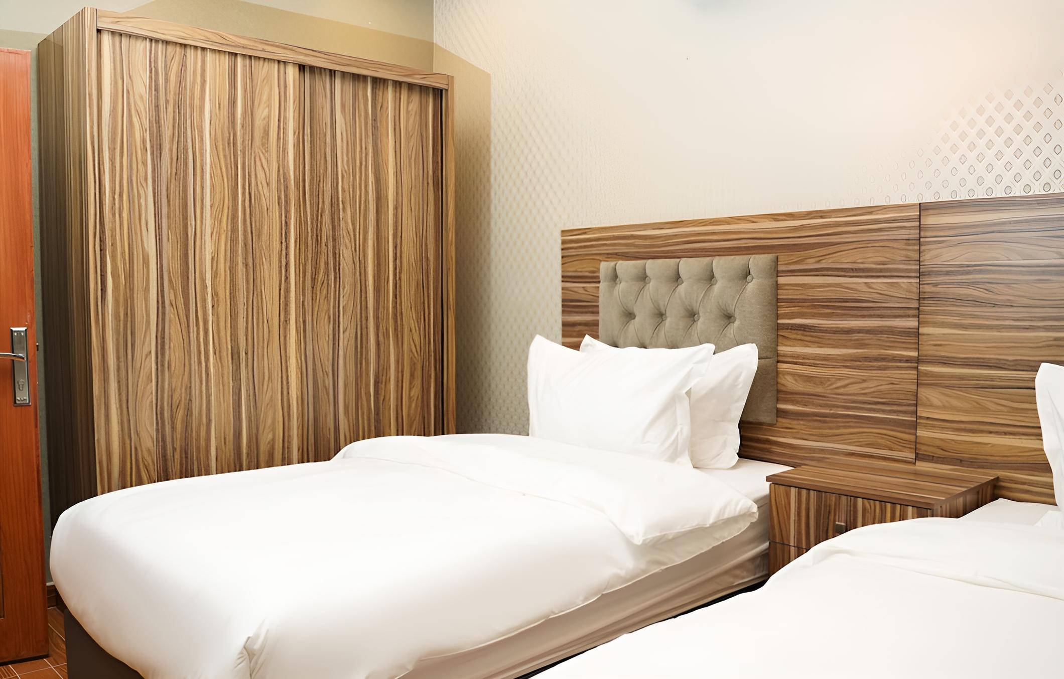 CREDI HOTEL