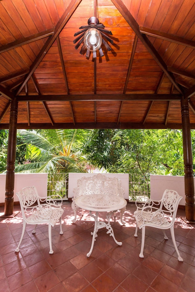 Backpacker Villas