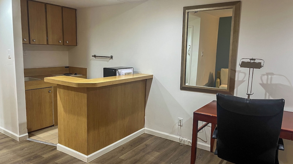 STUDIO 6 Victorville Green Tree Blvd