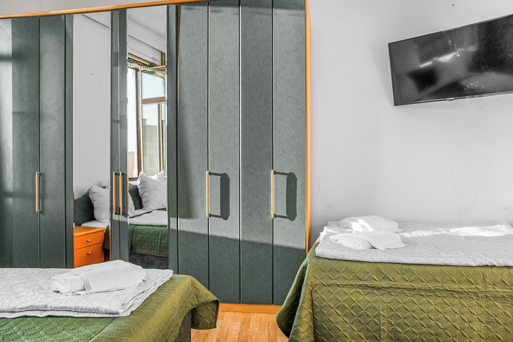 Shared 2BR Residence by Millennium Tower