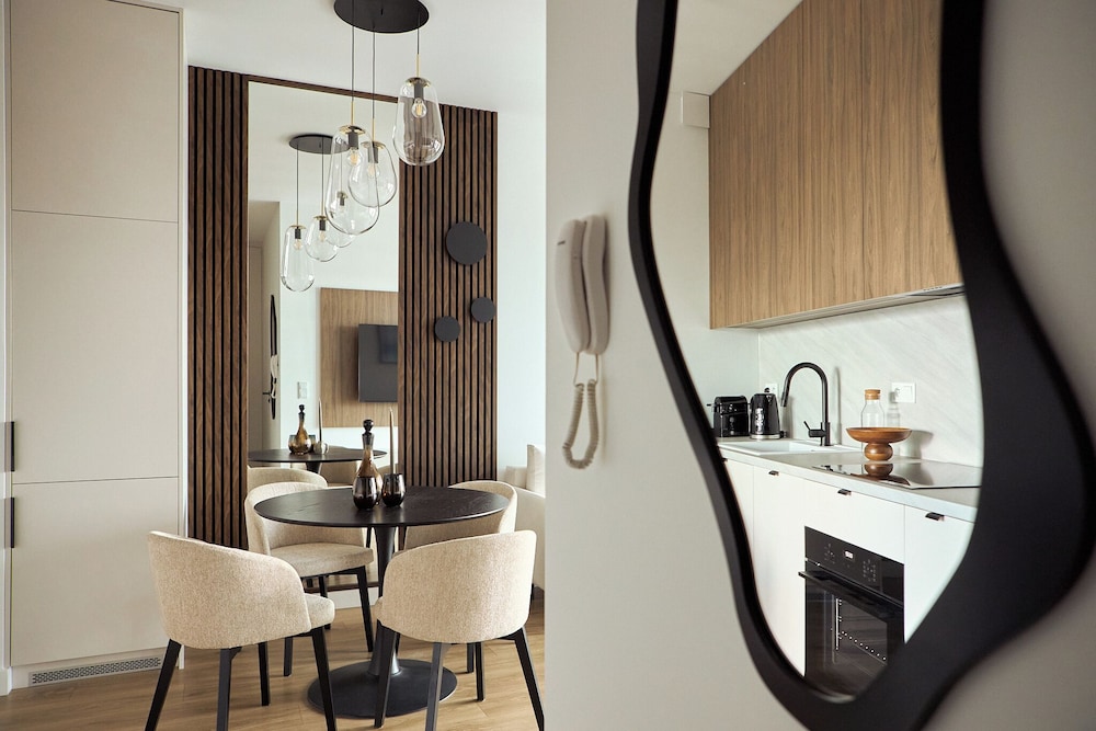 Granaria Premium River View by Downtown Apartments