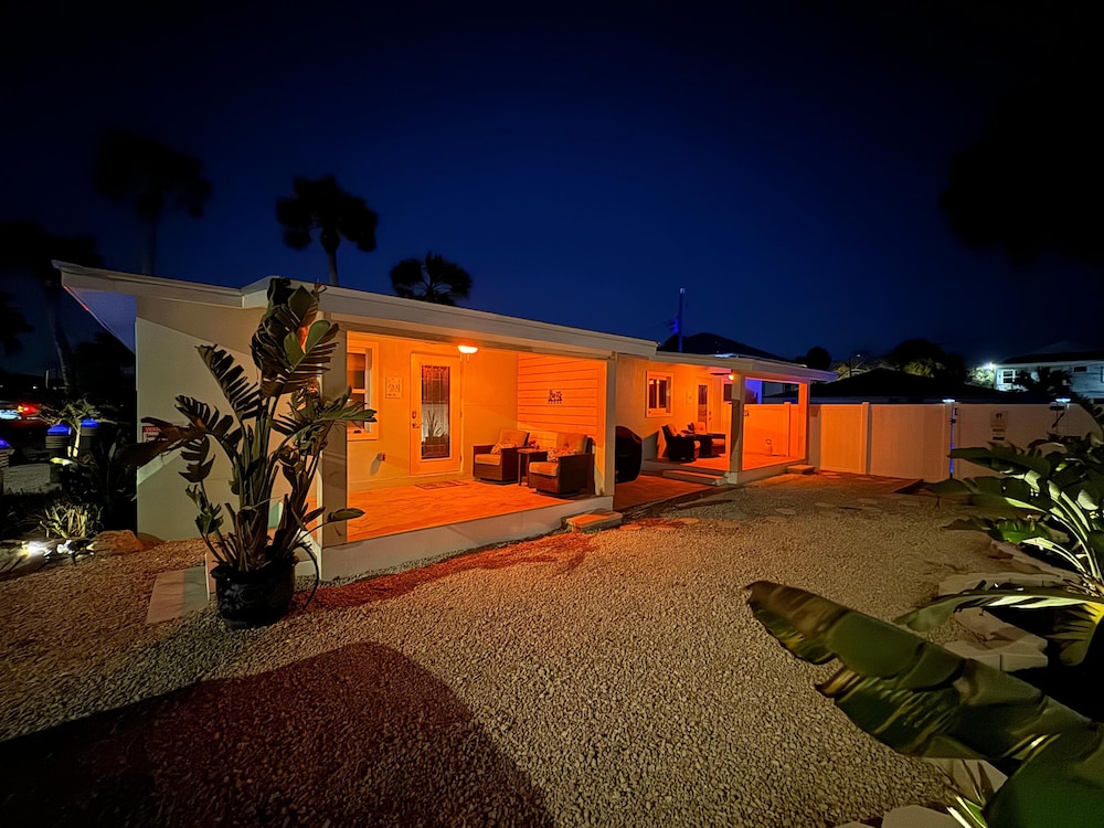 Coconut Villa A
