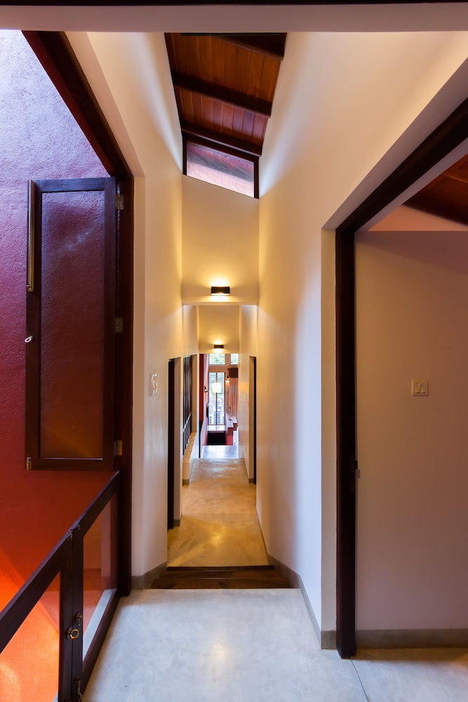 Nisala Villa